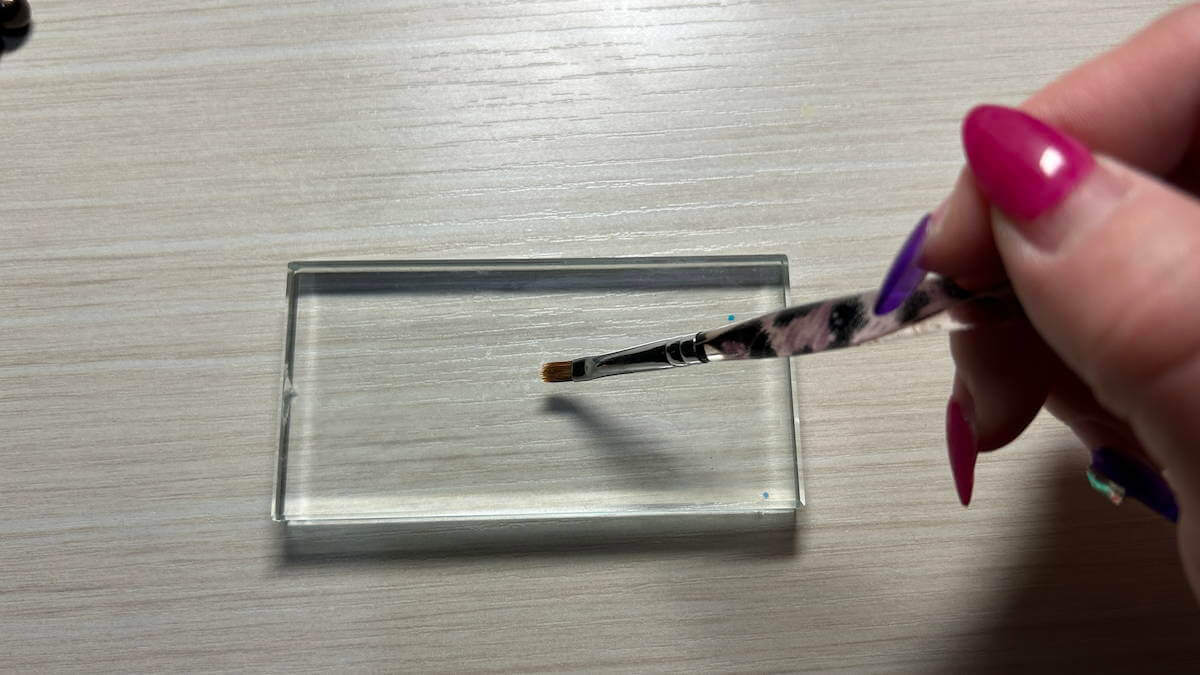 バイオスカルプチュアのブラシを使用している画像