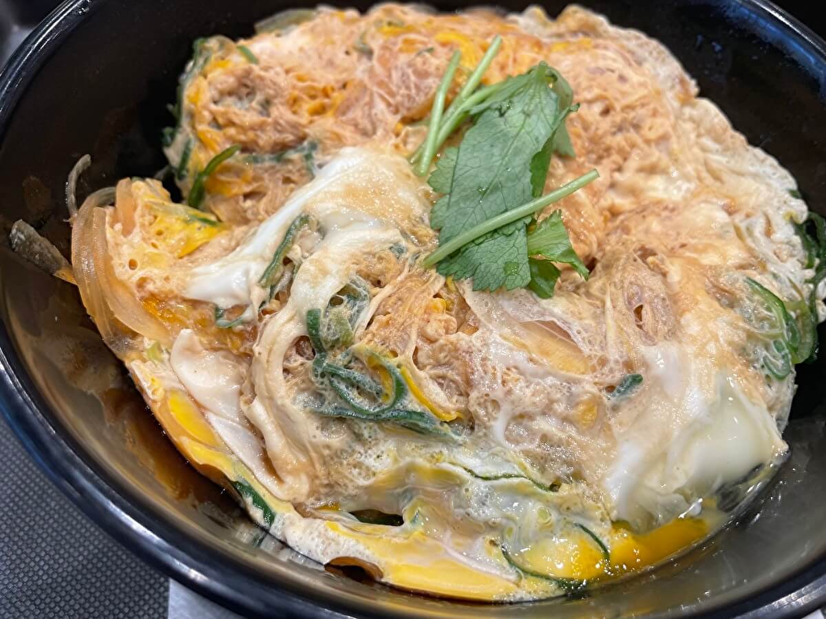松のやモーニング「玉子丼」の画像