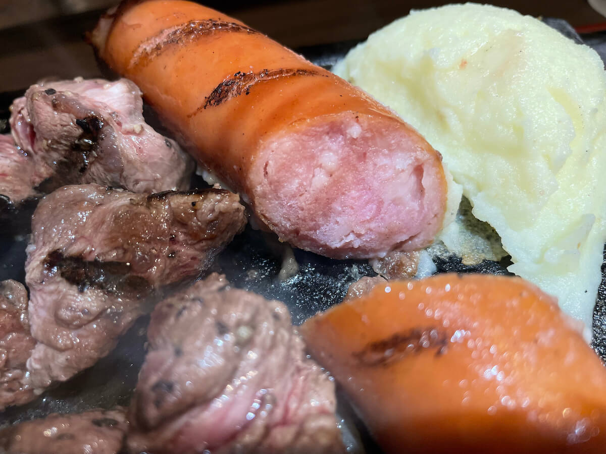 【やっぱりステーキ】【いきなり！ステーキ】【感動の肉と米】など人気ステーキ8品食べてみた！の画像21