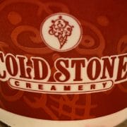 絶滅危機から復活の【コールド・ストーン】、食べに行ったら「歌」のイメージ激変でびっくり！