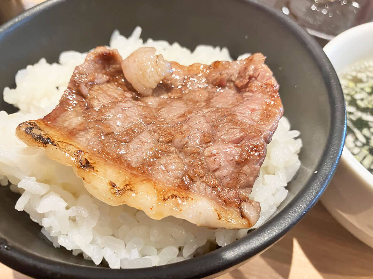 全国拡大中【牛角食べ放題専門店】平日ランチ「焼肉定食」全種食べ比べ！ 「1,078円カルビ定食」は文句なしのおいしさ！の画像32