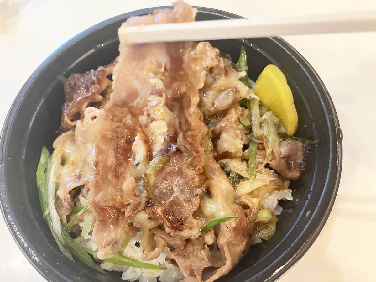 大量閉店【いきなり！ステーキ】の出前専門店【いきなり！やきにく】とは？　20cm超え牛肉にびっくり！の画像7