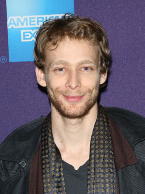 ジョニー・ルイスが死亡！　ドラッグで錯乱し、老女と猫を惨殺か？