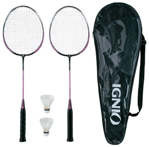 潮田玲子がうつつを抜かしている隙に！　バドミントンセットをプレゼント