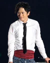 稲垣吾郎が“偉くなった”刑事を演じる『福家警部補の挨拶』、14.2％と好発進