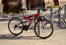 昨年は30万件超の被害！　身近な犯罪・自転車泥棒への盗難防止策は？