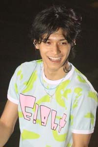 「オカマみたい」な格好に、”野菜が休憩”？　関ジャニ∞のレアなオフショット