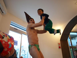 モンペ対策DVDに5万円、月刊誌掲載に7万円……保育園経営者を狙う営業電話