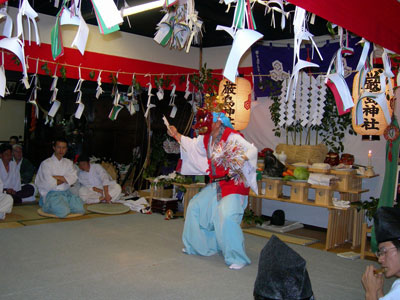 伝統芸能にアラサー女子が殺到!?　カツマーならぬ「カグラー」増加中