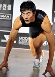 韓国“駐妻”の不倫暴走が加速中！　狙い目はジムのマッチョ系トレーナー