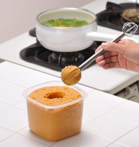 超便利！　簡単にみそを計量できる「みそマドラー」プレゼント！