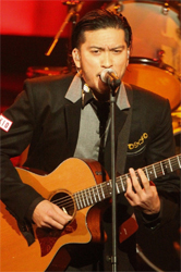 なぜ、男は元カノにメールしてしまうのか？　正解は…