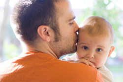 子供を欲しがる男の「遺伝子」にどんな価値があるのだろう？