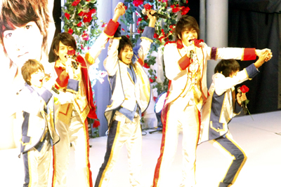 カードのために多種類買い必至？　ジャニーズのカレンダー商法が複雑化