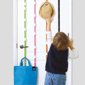 汚部屋住人必見、ドアを収納スペースに変える「アップ＆ダウンフック」プレゼント