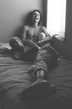 ウィル・スミスの愛娘（13）の半裸男性とのベッド写真に大バッシング