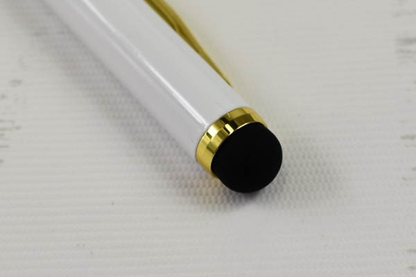 【100均ずぼらシュラン】ダイソー「タッチペン（ボールペン付）」手袋をはめたままでもスマホの操作が楽ちん！の画像3