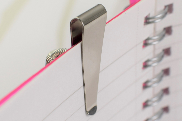 【100均ずぼらシュラン】ダイソー「ペンホルダー」は手帳にペンホルダーがないときに大活躍！の画像5