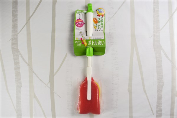 【100均ずぼらシュラン】セリア「のびのびボトル洗い」はマイボトル愛用者の強い味方のはずが、使い心地は……？の画像2