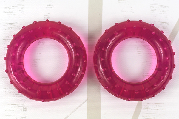 【100均ずぼらシュラン】ダイソー「ハンドグリップ」癖になるグニグニ感覚でストレス解消！の画像3