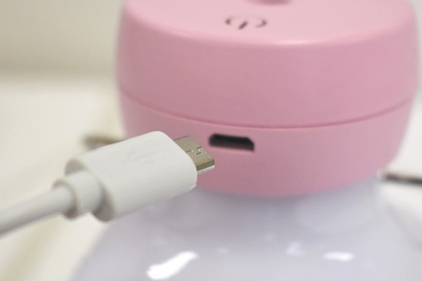 【100均ずぼらシュラン】ダイソー「ミニ加湿器（ミルク瓶型）」乾燥対策しながらロマンチックな気分に!?の画像4