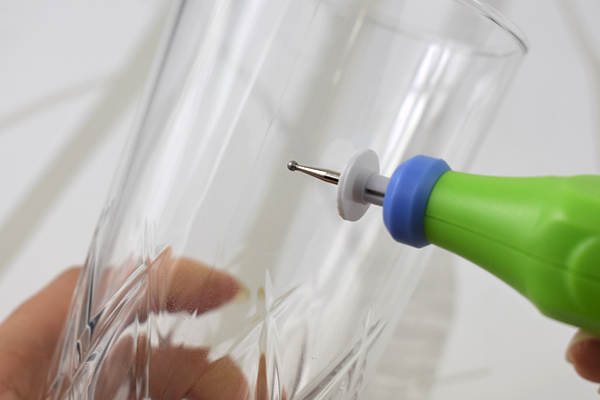 【100均ずぼらシュラン】ダイソー「3Vタイプ ミニルーター」グラスに好きな模様を彫れて、気分はデザイナー！の画像7