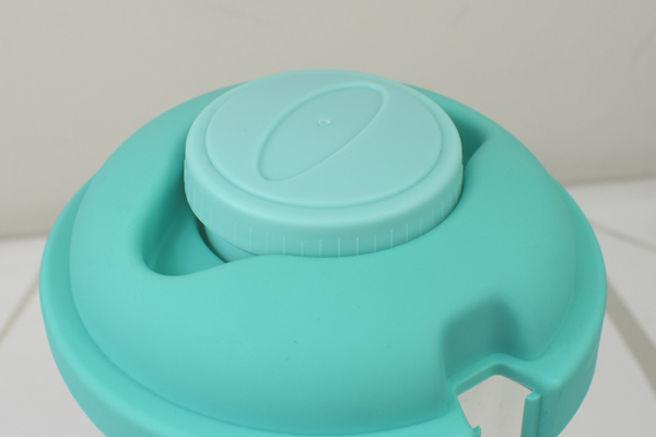  【100均ずぼらシュラン】ダイソー「サラダコンテナ」野菜がたっぷり入って持ち運びしやすい！の画像3