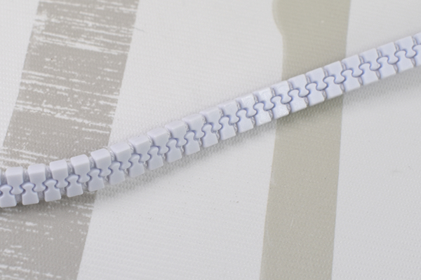 【100均ずぼらシュラン】ダイソー「ステレオイヤホン（ジッパータイプ）」の使い心地やいかに……？の画像4