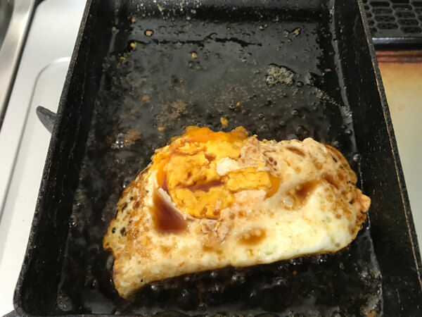 バズレシピ・リュウジさん「フライドエッグ丼」、目玉焼きだけで子どもに絶対「おかわり!!」言われるやつ！の画像3