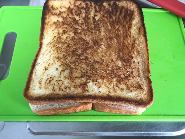 料理研究家・ぼくさん【雪見だいふくホットサンド】作ってみたら、高級喫茶店のまさにスイーツだった！　これは誰かに食べさせたい！の画像5