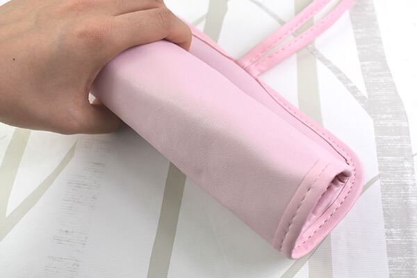 【100均ずぼらシュラン】ダイソー「ブラシ収納ケース」でメイクブラシを楽々管理の画像7