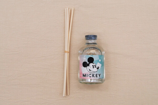 【100均ずぼらシュラン】ダイソーの「アロマディフューザー（スプリンクル ピーチエアリー）」は癒し度抜群のミッキーデザインの画像3