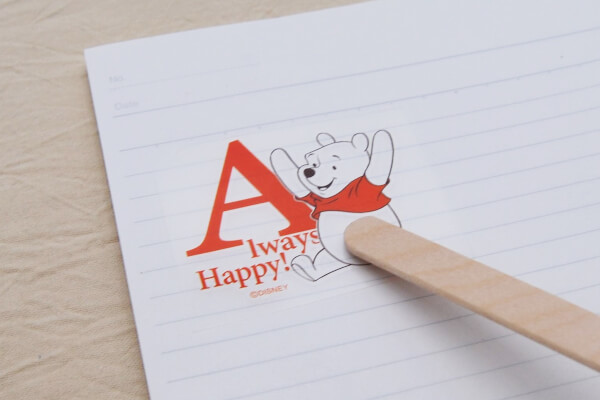 【100均ずぼらシュラン】ダイソー「転写シール」こするだけで家の中がディズニーランドに!?の画像6