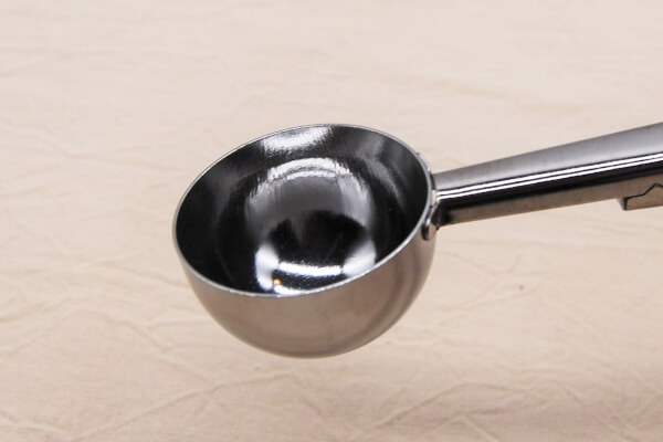 強力クリップに大変身!? ダイソーの「計量スプーン（クリップ付）」は2つの顔を持つユニークアイテム♪の画像4