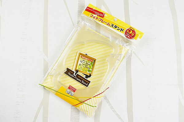 【100均ずぼらシュラン】ダイソー「フォトフレームスタンド 5号 2個入」でステキな思い出をキラッと飾れる！の画像2