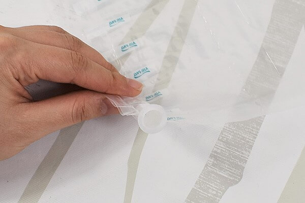 【ダイソーVSセリア】100均「緊急用グッズ」対決！　いざという時のためのマストアイテム!?の画像3