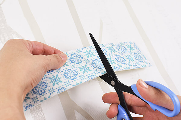 スリーコインズ「幅広結露テープ2P」カットして貼りつけるだけで手軽に結露対策！の画像4