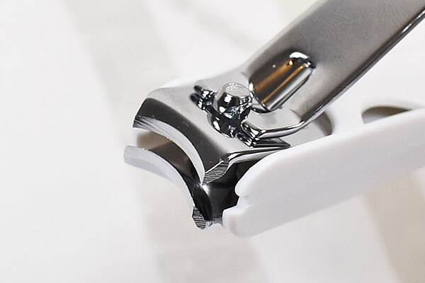 【ダイソーVSセリア】100均「爪切り」対決！　自分に合った機能的な爪切りで指先をきれいに！の画像3