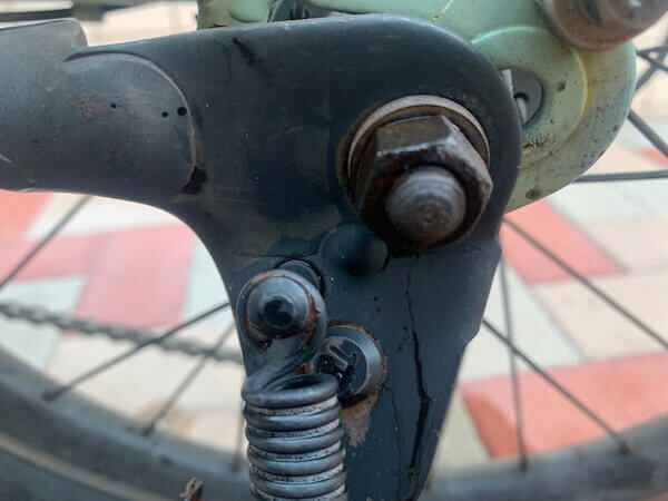 スタンド部分もサビが落ちた