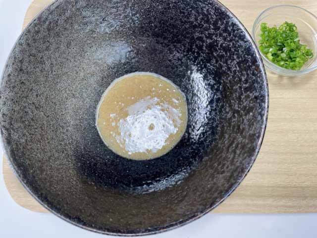 『家事ヤロウ!!!』冷凍うどんレシピ【だし味噌釜玉】、作ってみたら……まるで「たまごおやじ」を思い出す優しさだった!!の画像3