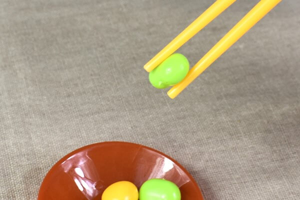 【100均レビュー】 ダイソー「つかみどりゲーム」、1人でも2人でも楽しめるクオリティーがすごい！の画像6