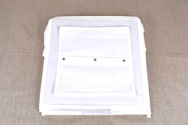 スリコ（3COINS）の「吊り下げ三段収納ワイド」でデッドスペースを有効活用して、スッキリ整理整頓！の画像2