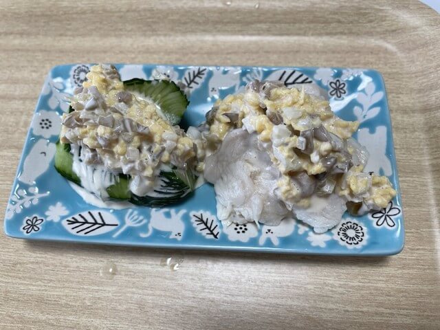 『家事ヤロウ!!!』【サラダチキンと蛇腹きゅうり〜中華風タルタルがけ〜】、ザーサイってこんなにうまかったのか!?　マジ最強のタルタルに胃袋掴まれた！の画像5