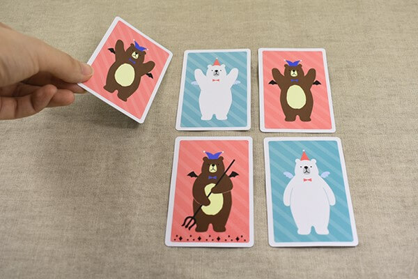 【100均レビュー】ダイソー「リバーシゲーム」比較！　頭脳戦が手軽に楽しめるゲーム、定番と変わり種のどちらが好み？の画像7