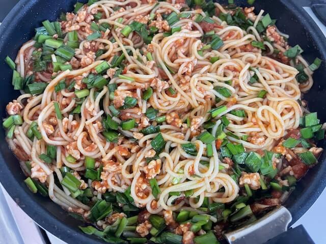 『家事ヤロウ!!!』和田明日香【ニラパスタ】、これイタリアン餃子やん！　お家レシピだけじゃもったいない、誰かに食べさせたい味！の画像5