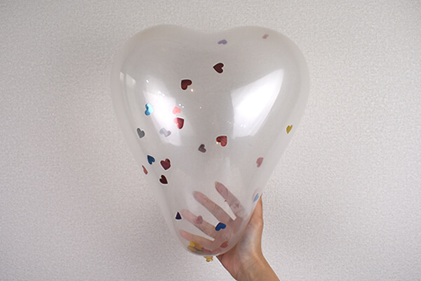 【100均レビュー】ダイソー「変わり種バルーン」比較！　膨らませると胸をくすぐるかわいいデザインにの画像4