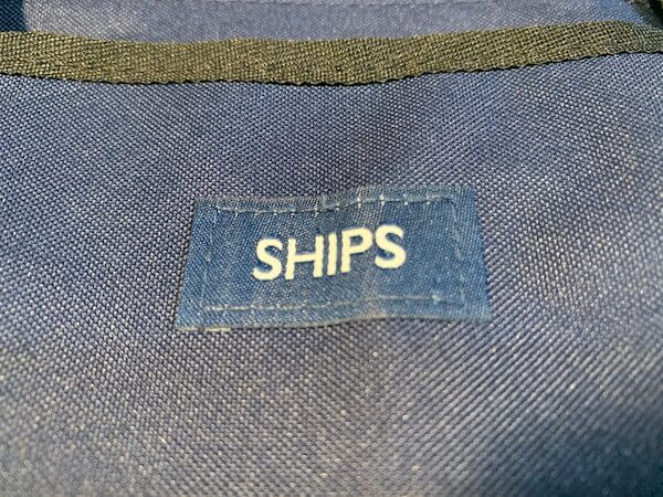 シンプルなネームタグ