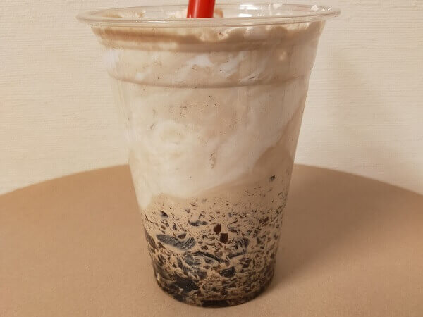 コーヒーゼリーはジュレ状になって飲みやすい