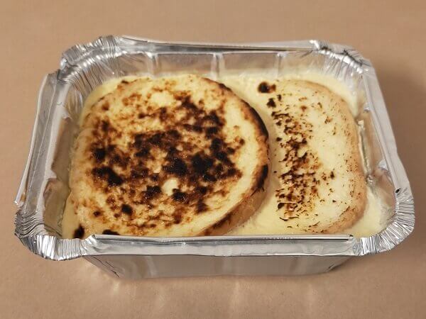 パンの厚みは1cmくらいあります