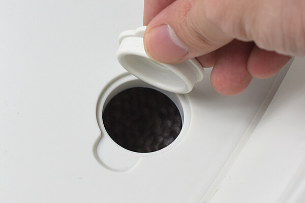 スリコ（3COINS）「折りたたみカッティングボード」はまな板が水切りカゴに変身!?　2WAYで大活躍！の画像4